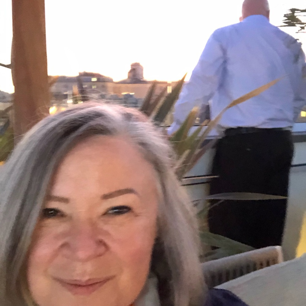 Meet your Posher, Lisa